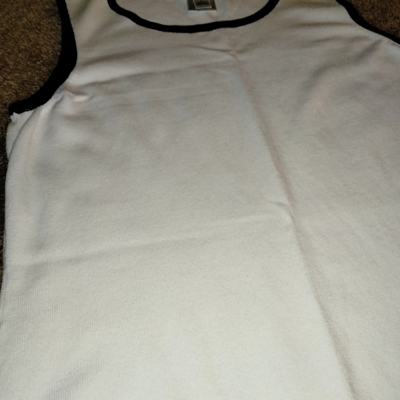 Talbots (Size L) White & Black Trim Scoop Neck Sleeveless Stretch Sweater Vest - Picture 2 of 5